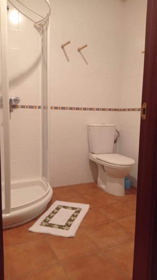 Alojamiento Numancia Pension Бургос Экстерьер фото